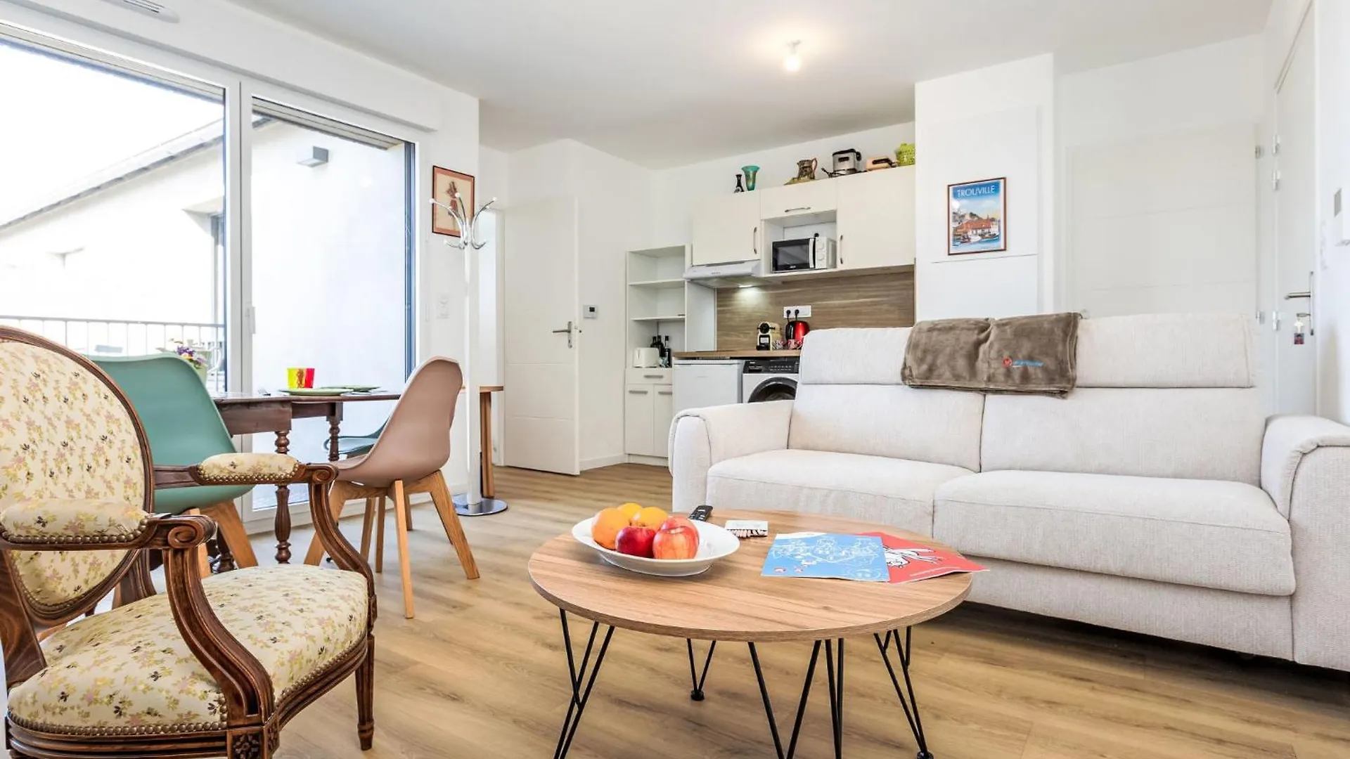Apartment Colette By Interhome Saint-Coulomb