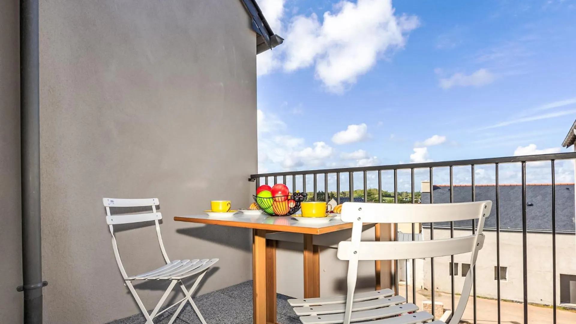 Apartment Colette By Interhome Saint-Coulomb